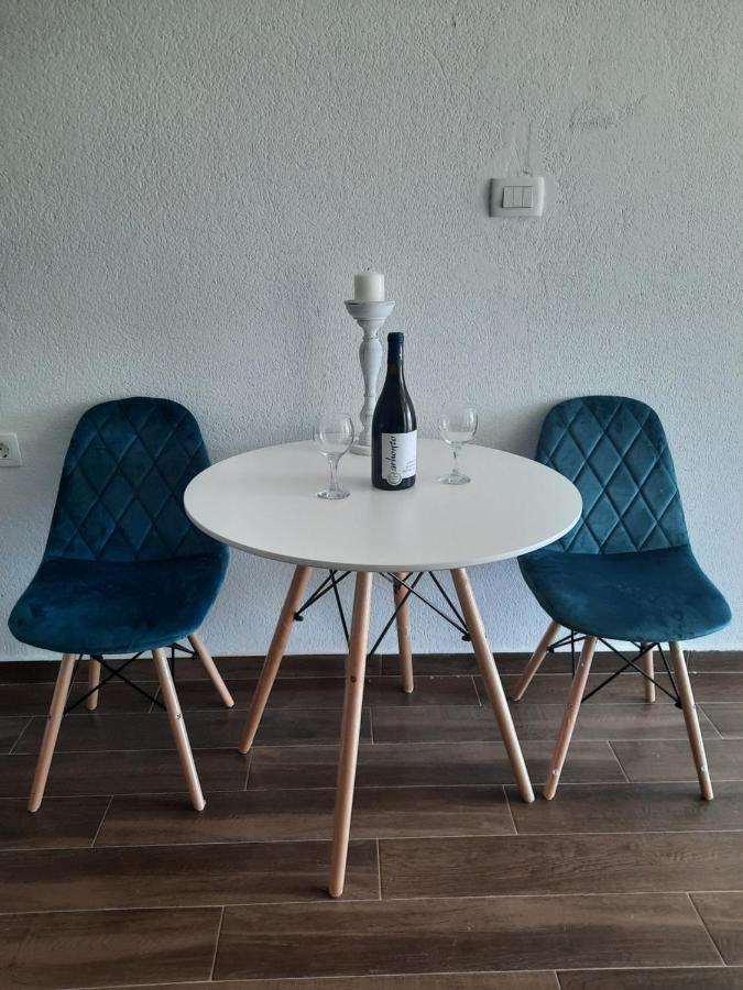Apartments Kingfisher Вирпазар Екстериор снимка